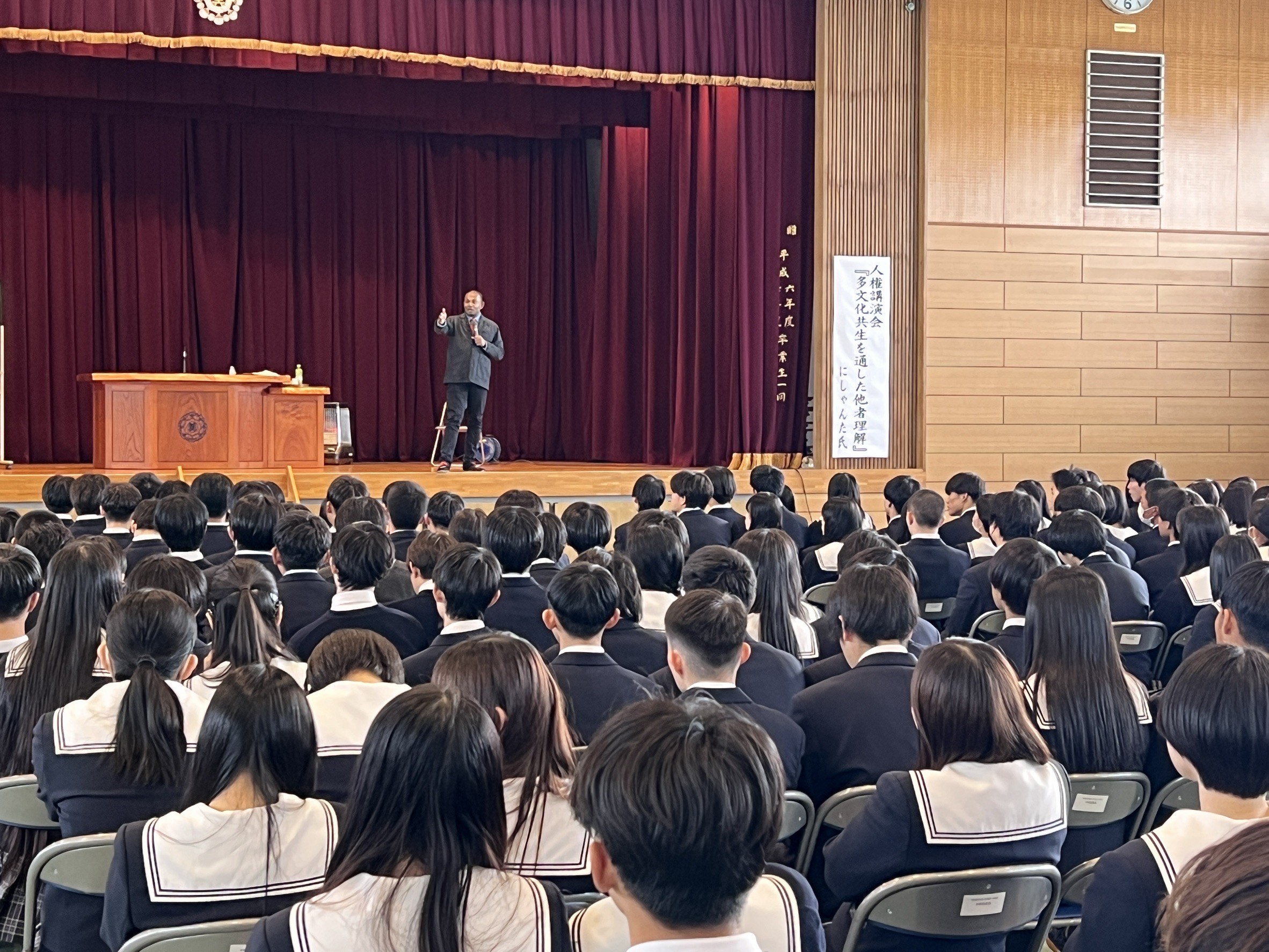 岡山県美作高等学校 体育館の様子